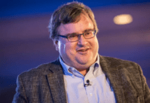 लिंक्डइन के सह-संस्थापक रीड हॉफमैन ने की भविष्यवाणी: 2034 तक खत्म हो जाएंगी 9 से 5 की नौकरियां LinkedIn Co-Founder Reid Hoffman Predicts Death Of 9-to-5 Jobs By 2034